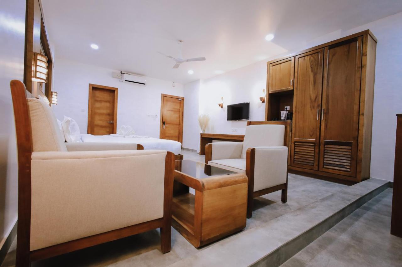 Hotel White House, Munnar Exterior photo