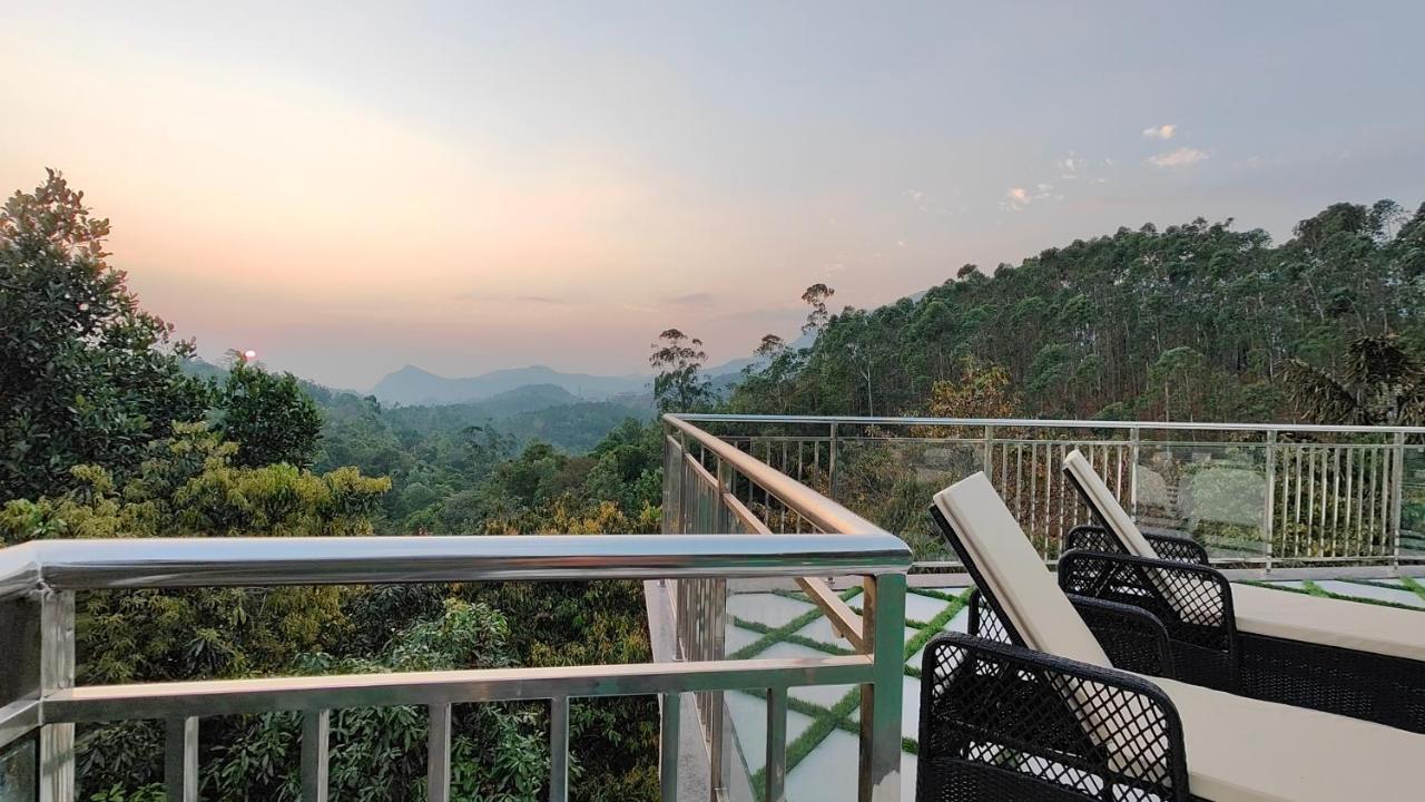 Hotel White House, Munnar Exterior photo
