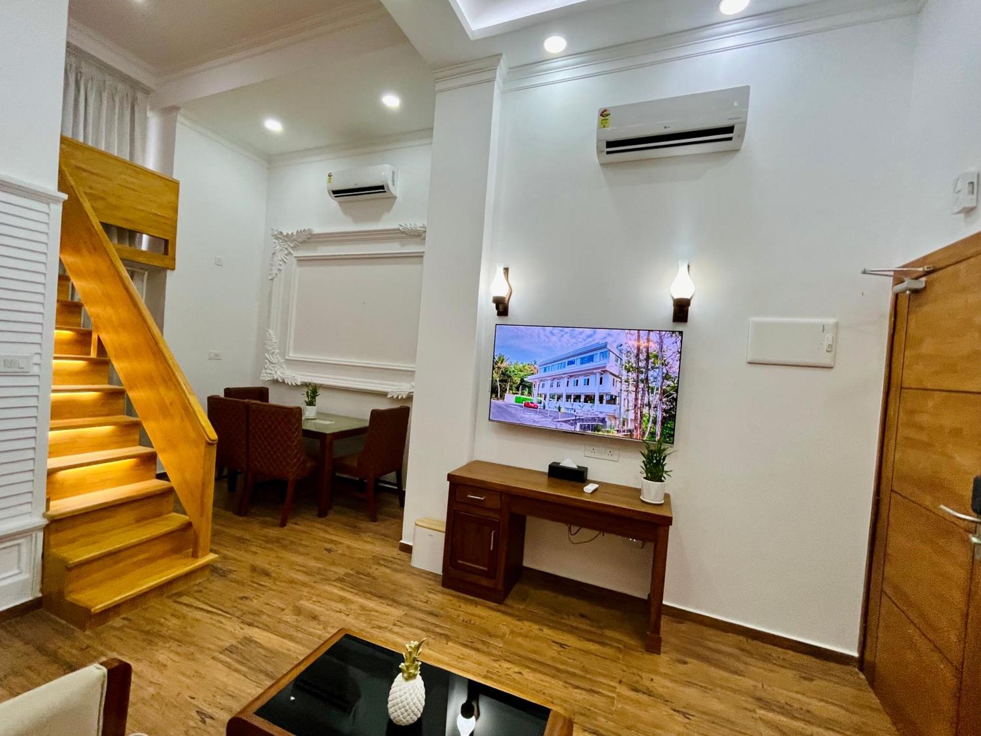 Hotel White House, Munnar Exterior photo